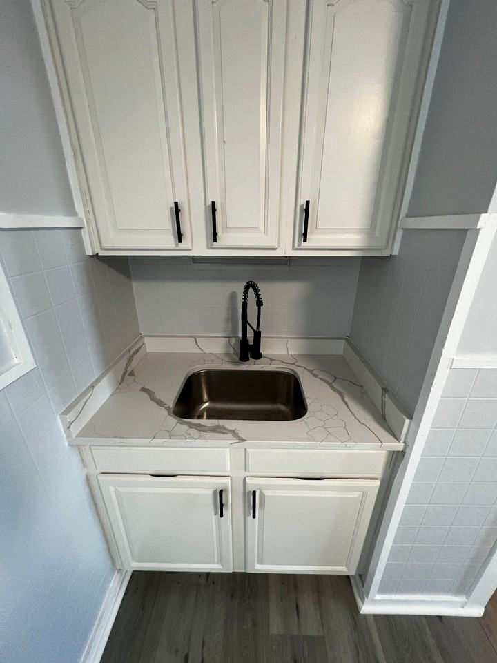 114 Pine Street - Photo 2 of 13