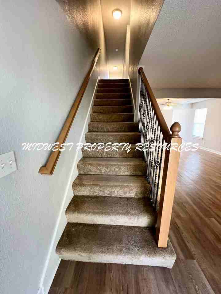 907 Sw Peach Tree Ln - Photo 7 of 18