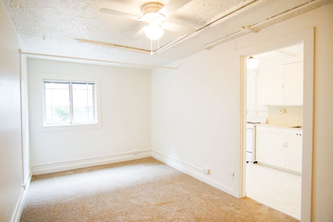 1532 Ne 14th Ave #10 - Photo 2 of 13