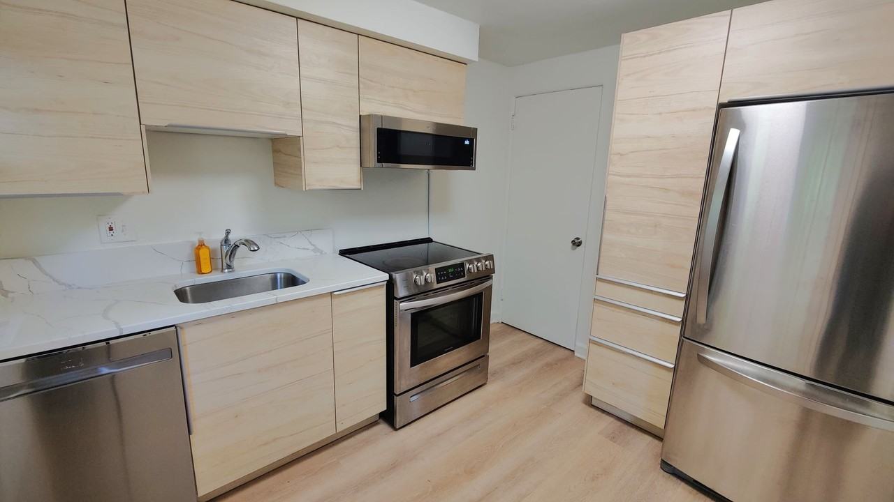 809 Killarney Dr - Photo 7 of 27