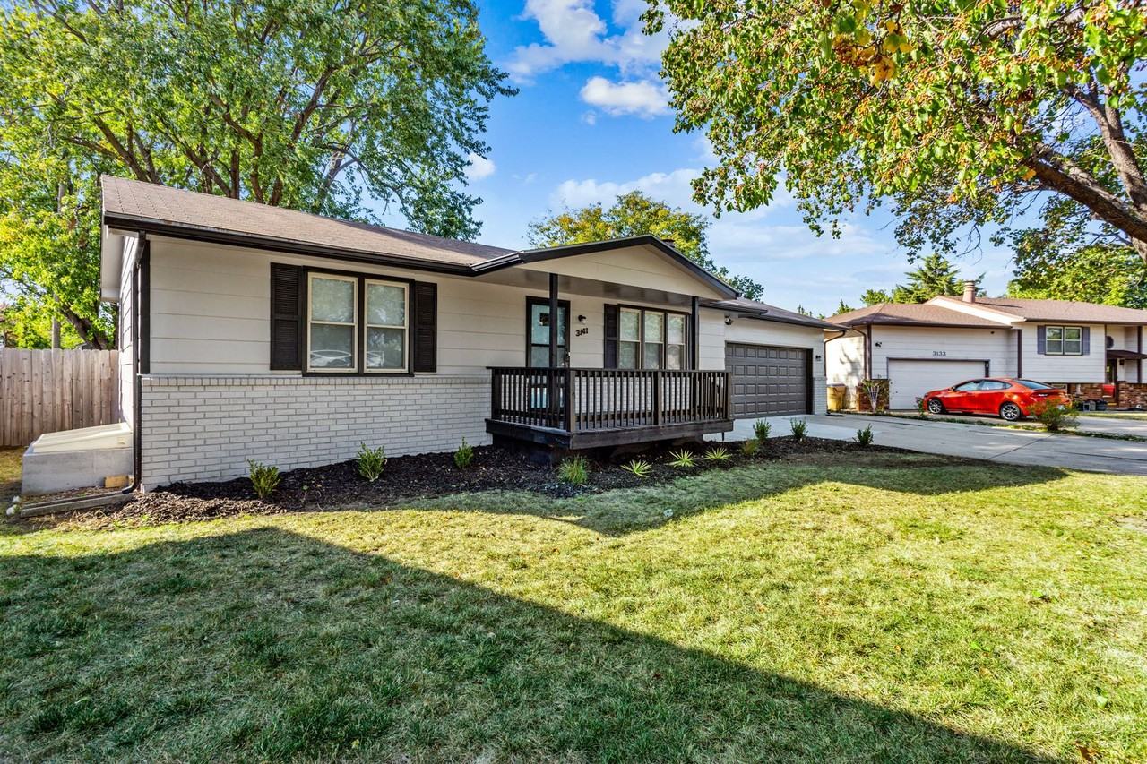 3141 South Knight Circle - Photo 2 of 19