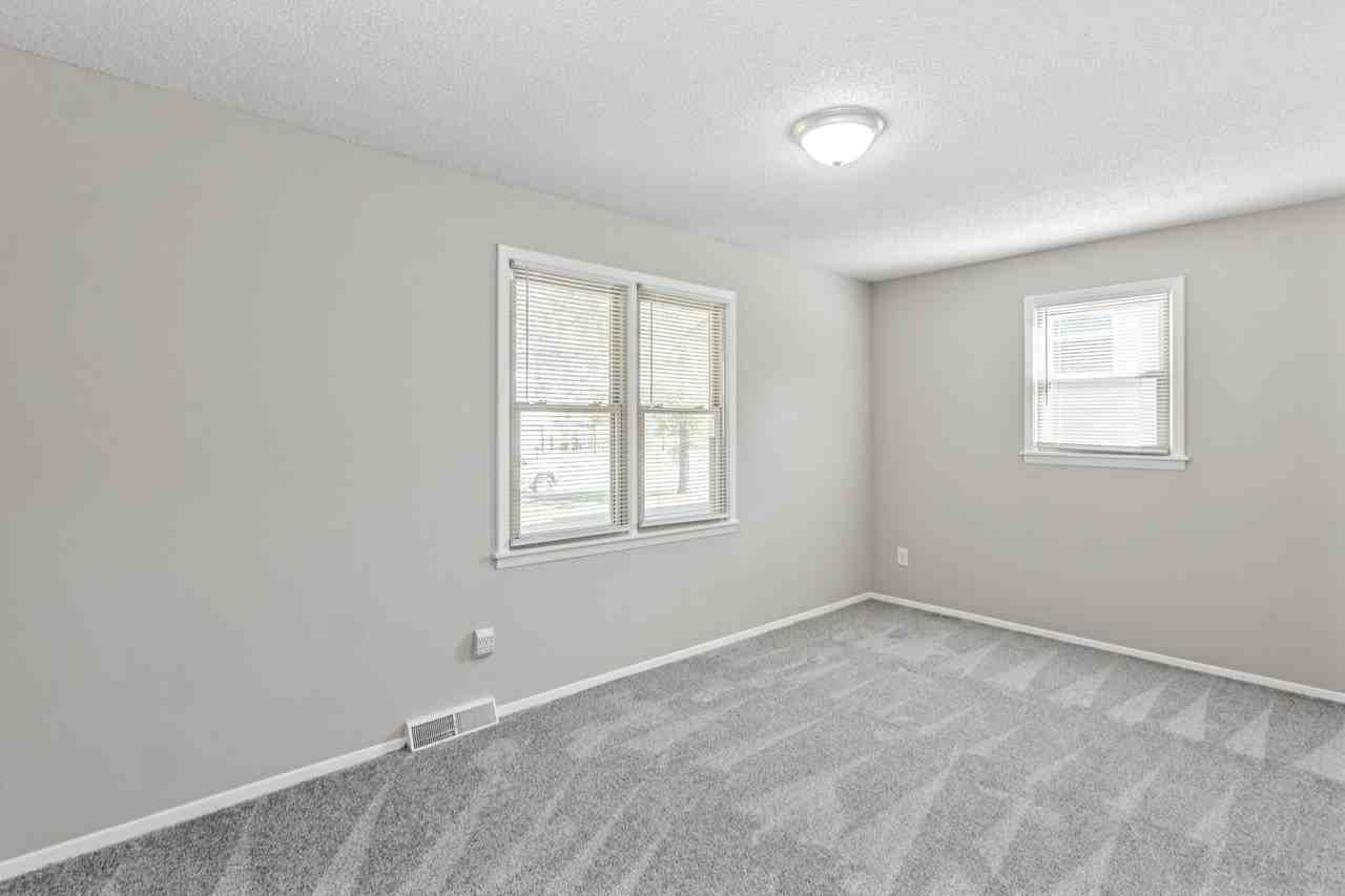 3141 South Knight Circle - Photo 6 of 19