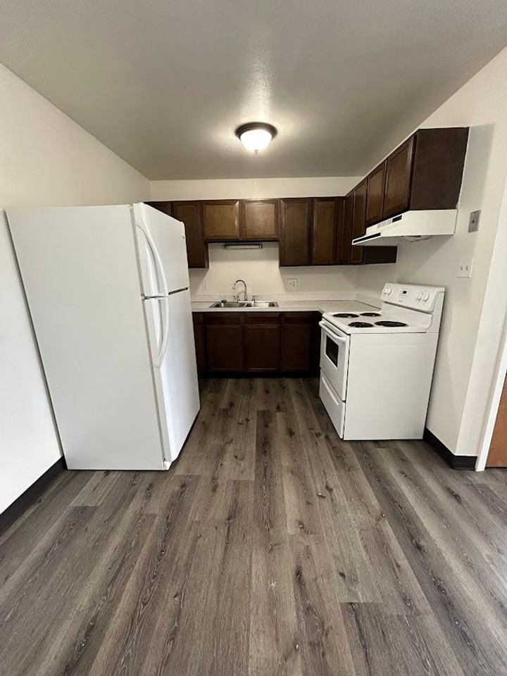 1, 2, & 3 bedroom Apartments  Call for Availabilities! - Photo 2 of 7