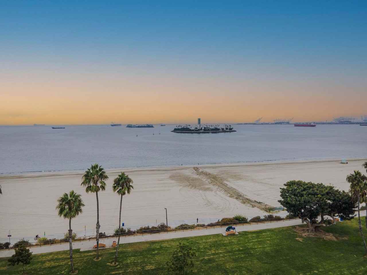 3435 E Ocean Blvd - Photo 3 of 36