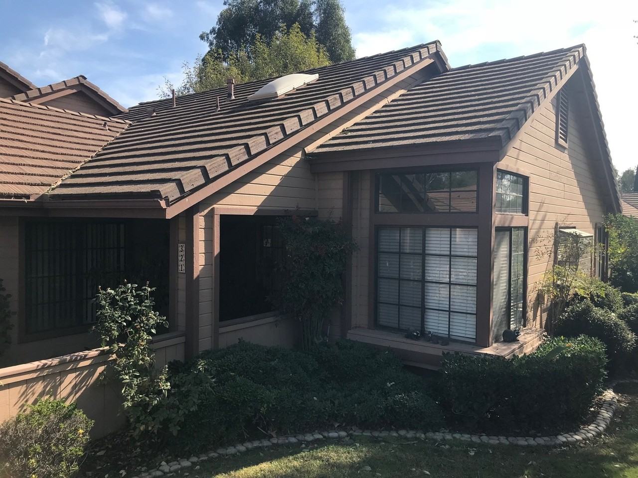 321 Mahogany Gln - Photo 2 of 18