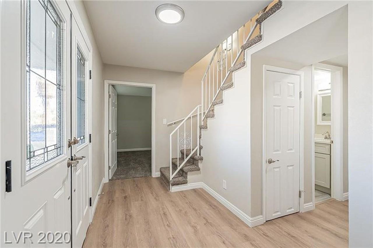 3011 Burton Ave - Photo 3 of 26