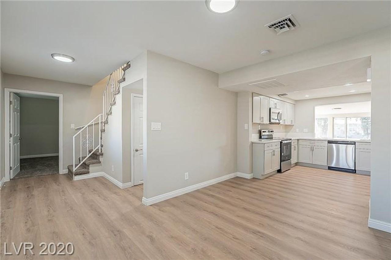 3011 Burton Avenue - Photo 2 of 26