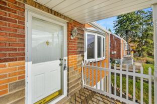 745 Edgewater Dr - Photo 1 of 1