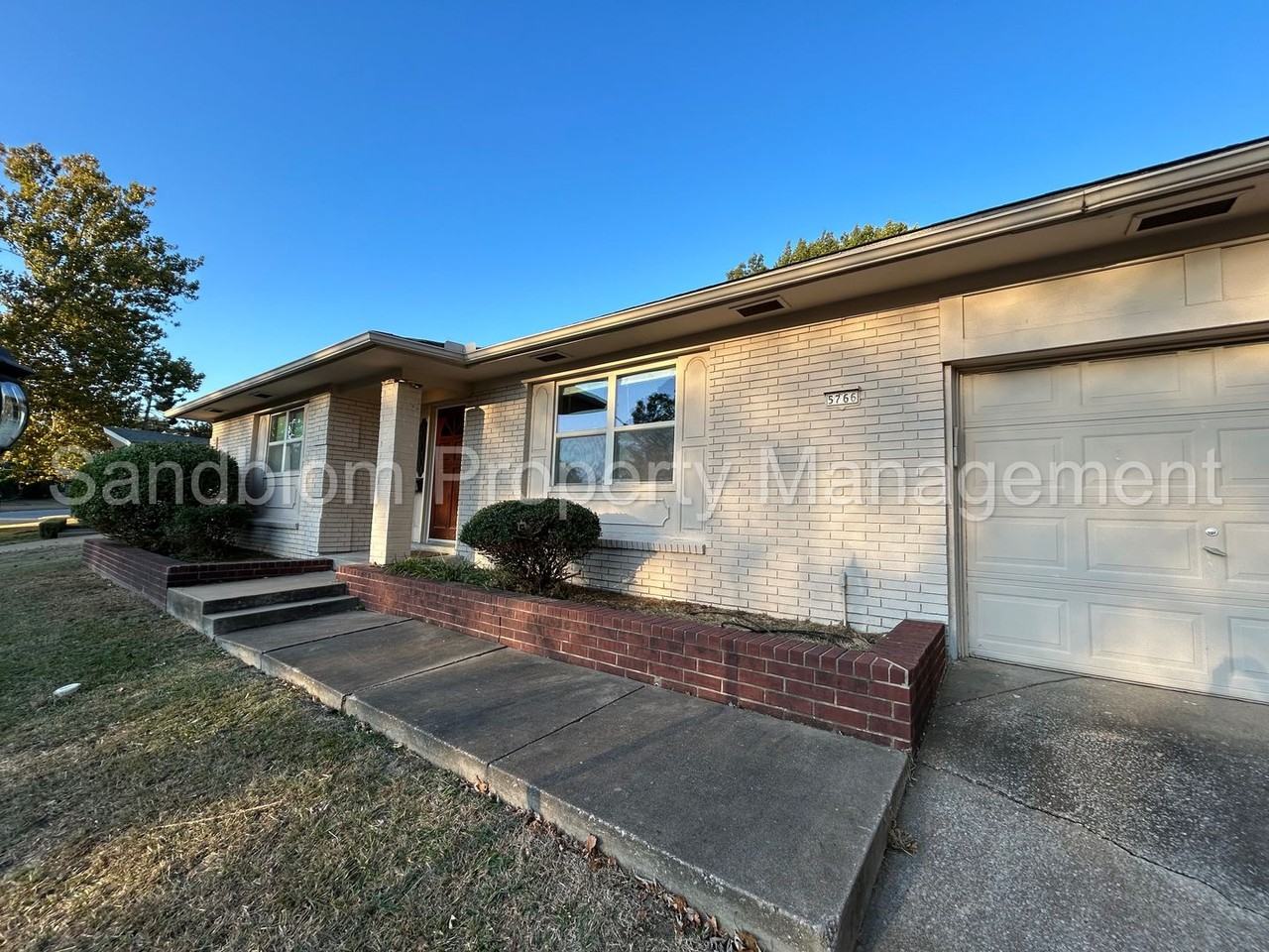 5766 S 80th East Ave - Photo 2 of 23