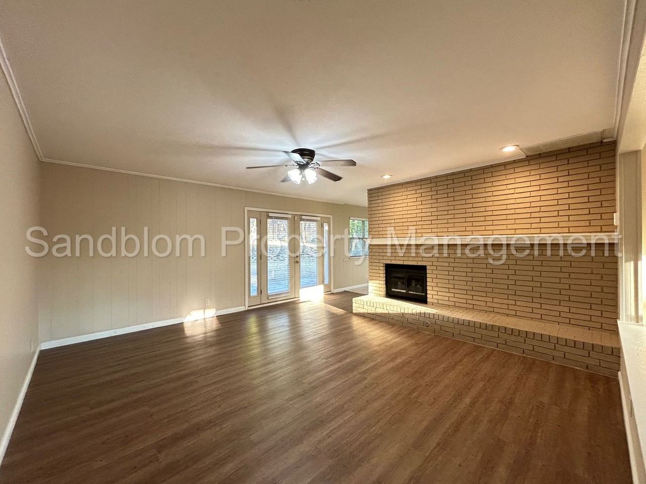 5766 S 80th East Ave - Photo 5 of 23