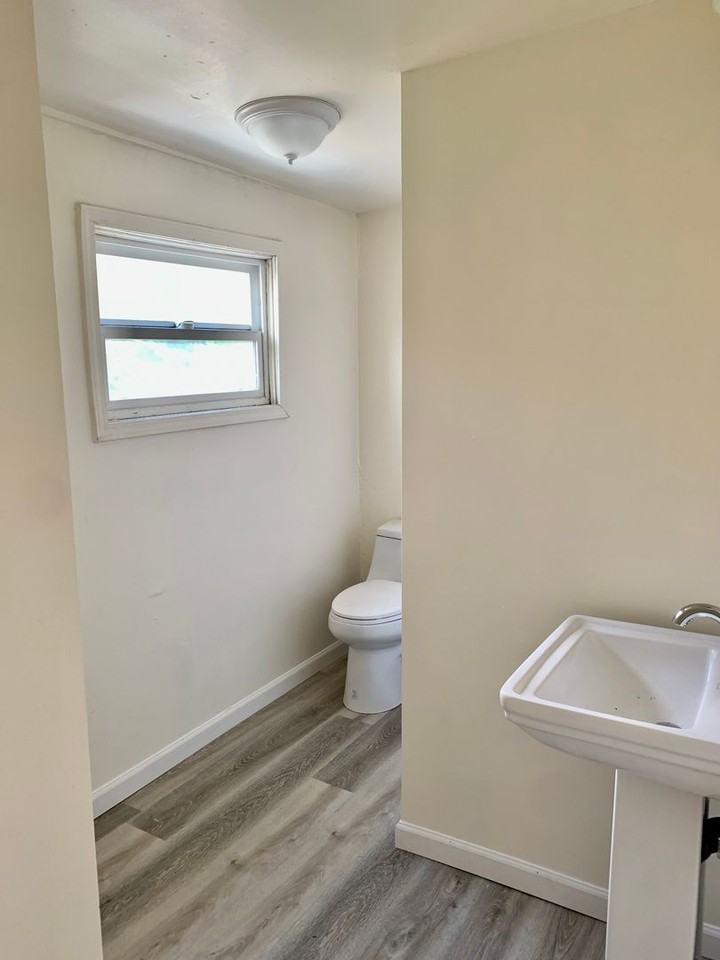 3324-3338 S Kelly Ave - Photo 6 of 19