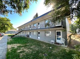 featured image of 6810 E 2nd Ave