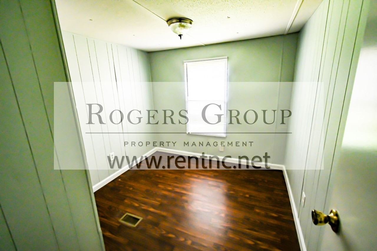 65 Mark St - Photo 6 of 9