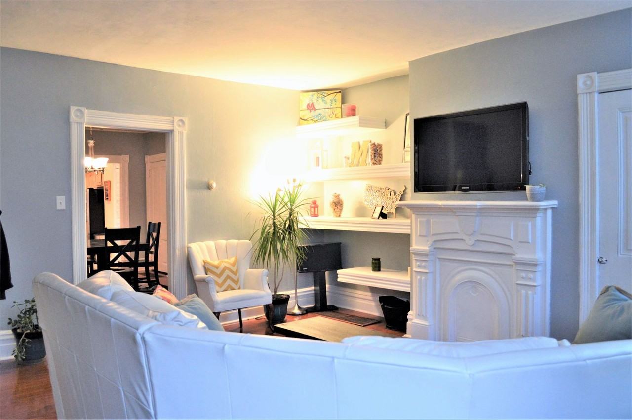 1810 Jane St - Photo 6 of 15