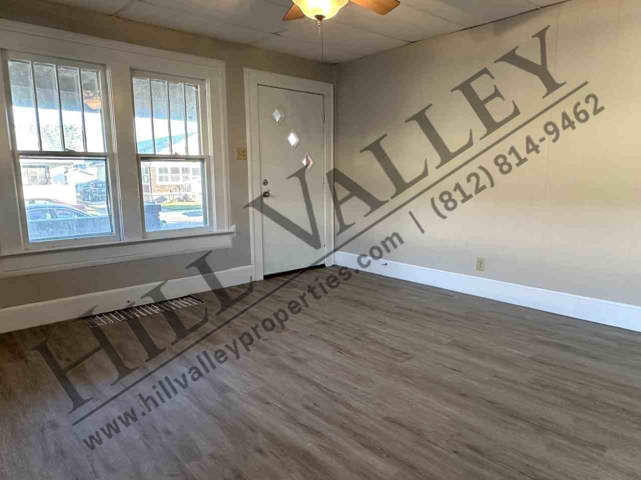 2147 Deming St - Photo 3 of 13