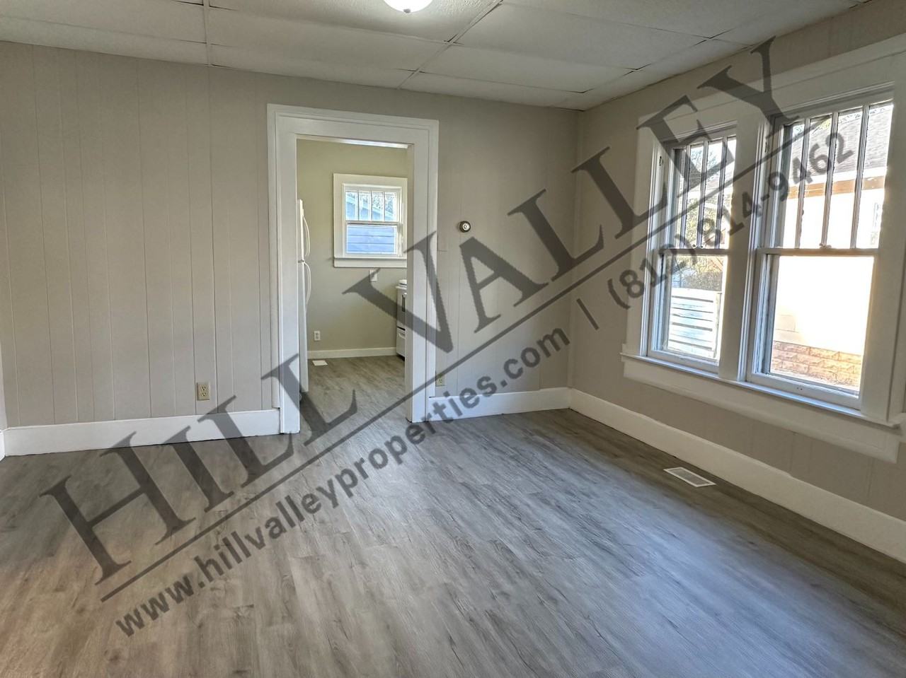 2147 Deming St - Photo 4 of 13