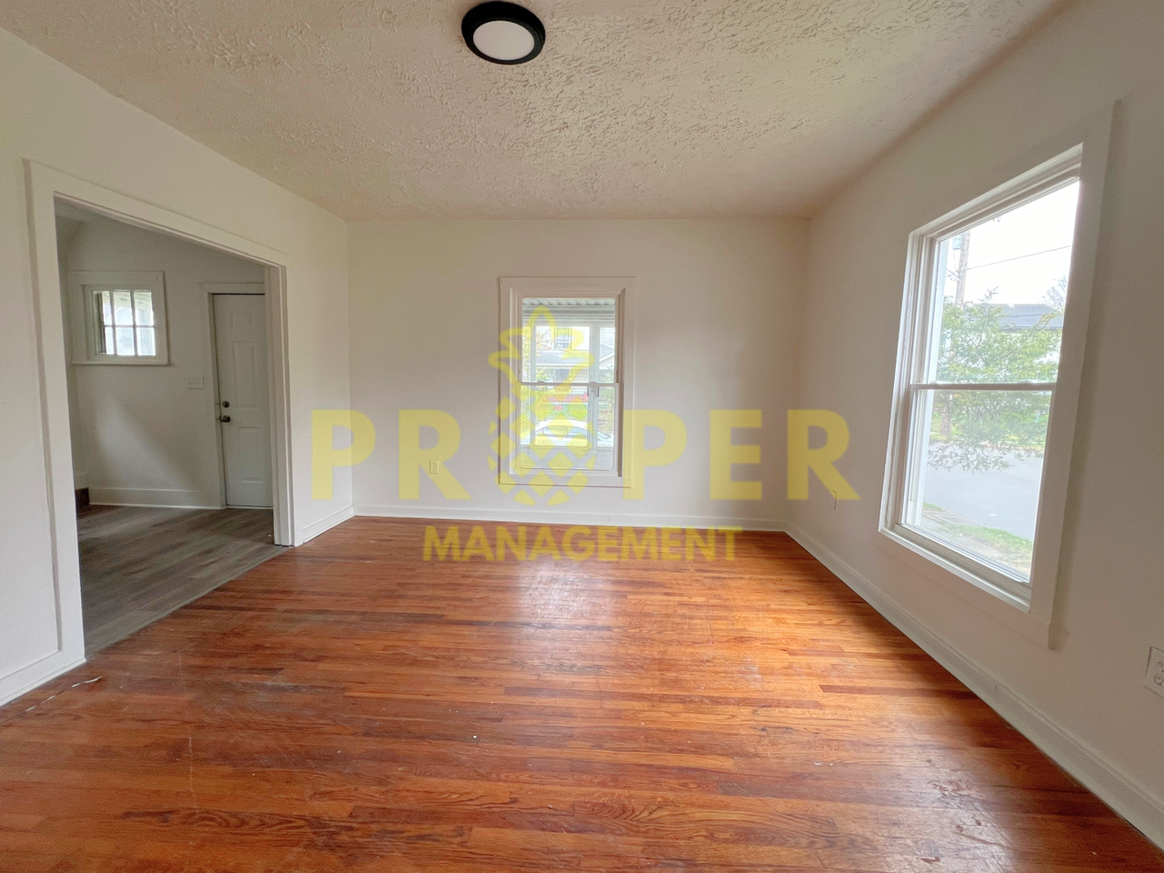 700 Clegg St - Photo 2 of 13