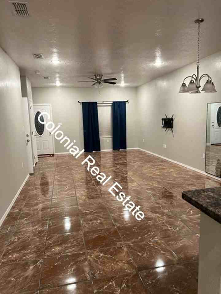 3816 Madison Rd - Photo 3 of 10
