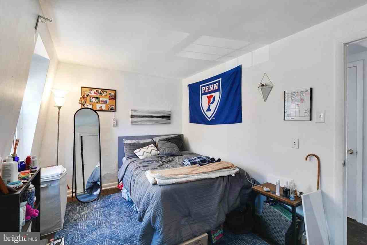 3910 Delancey St - Photo 3 of 38