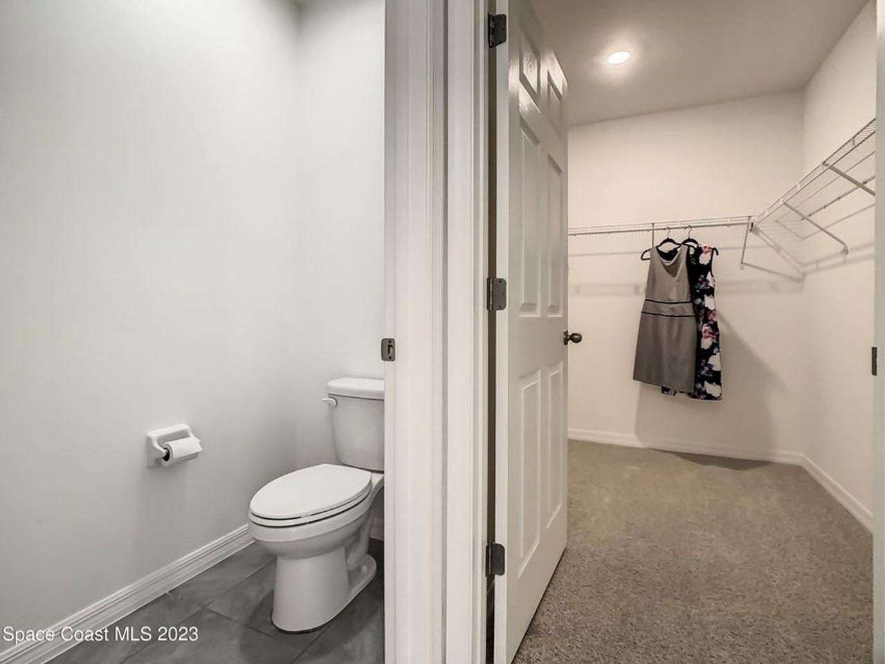 2243 Capital Dr Se - Photo 3 of 37