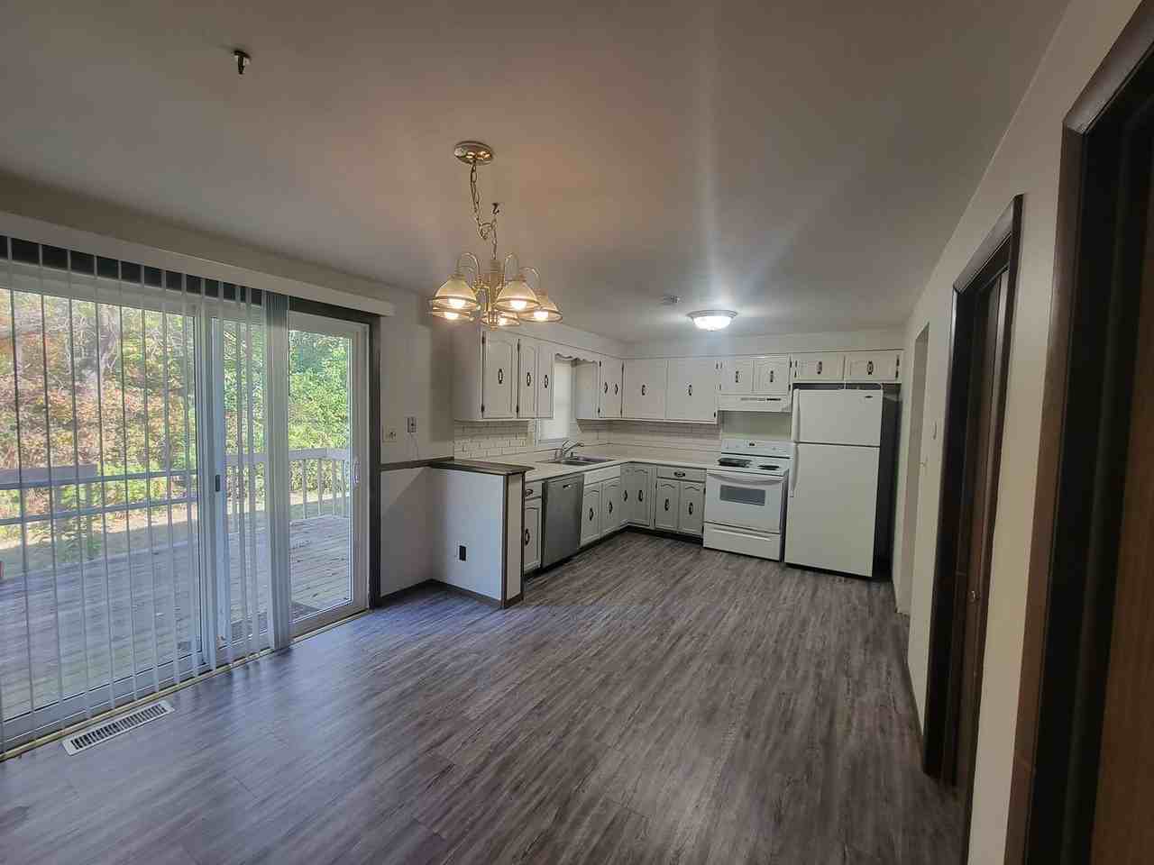 6818 N Parkwood Dr - Photo 4 of 12