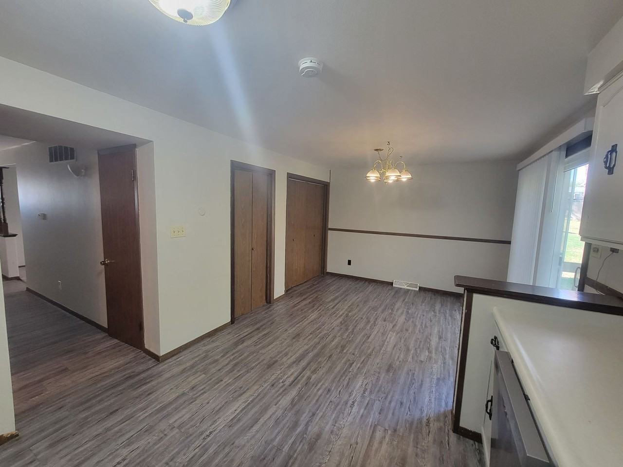 6818 N Parkwood Dr - Photo 5 of 12