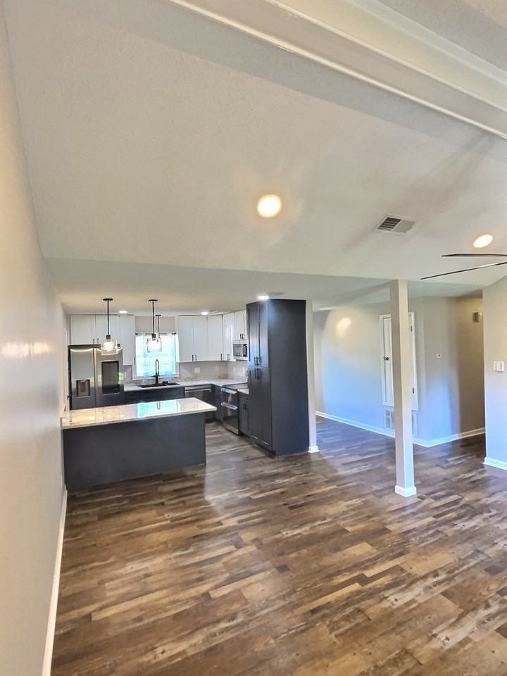 5408 Old Fort Bayou Rd - Photo 4 of 17