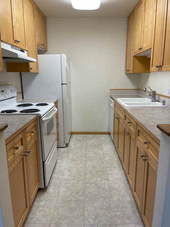 1131 N 92nd St - Photo 2 of 18