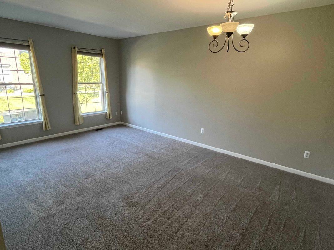 41180 Maplewood Dr - Photo 3 of 16