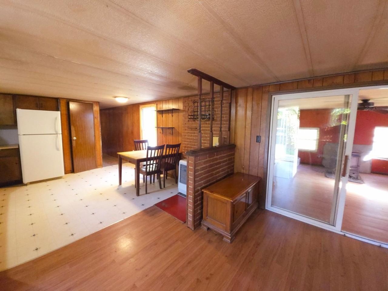 537 Eastern Ave - Photo 3 of 22