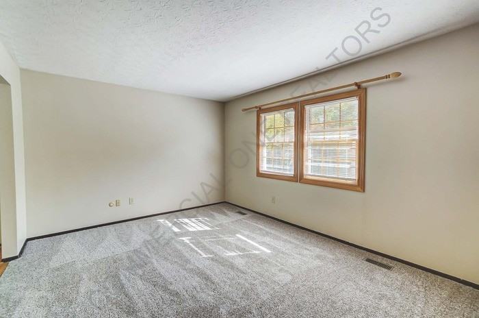 4012 Blueberry Hollow Rd - Photo 2 of 13