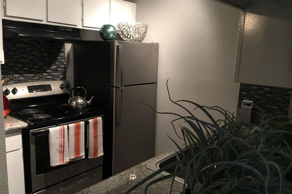 2801 Broadmead Dr #619 - Photo 3 of 10