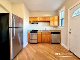 featured image of 896 Green Bay Rd