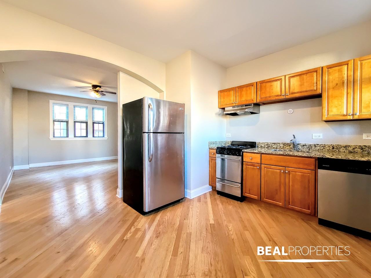 896 Green Bay Rd - Photo 3 of 9