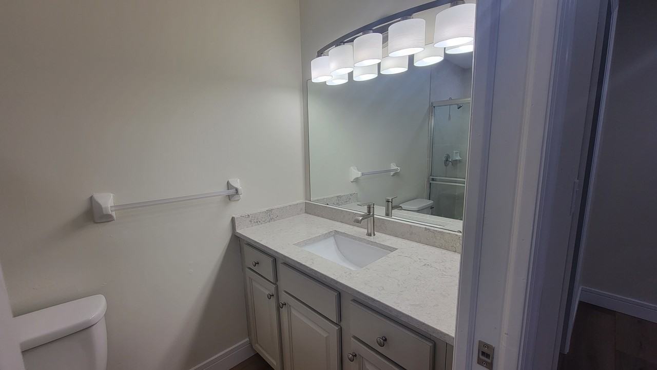 1719 Beach Pkwy #2 - Photo 5 of 17
