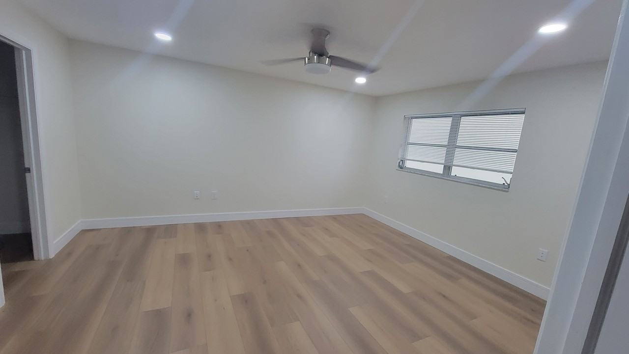 1719 Beach Pkwy #2 - Photo 6 of 17