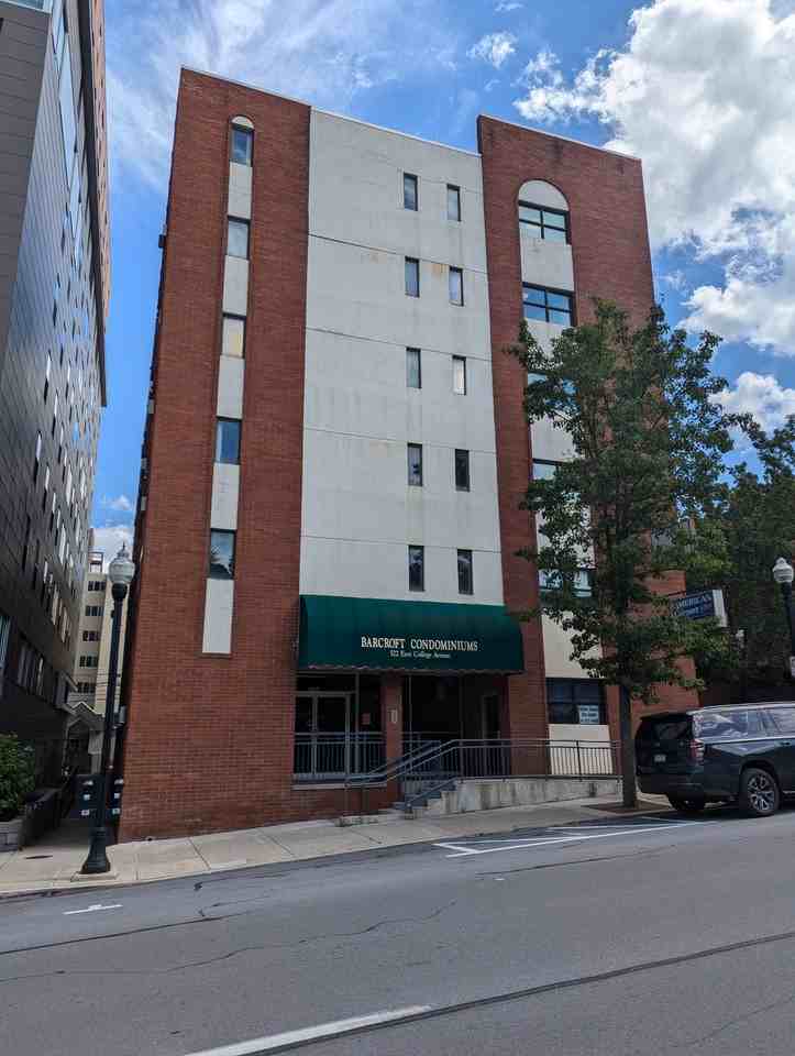 522 E College Ave #306 - Photo 7 of 9