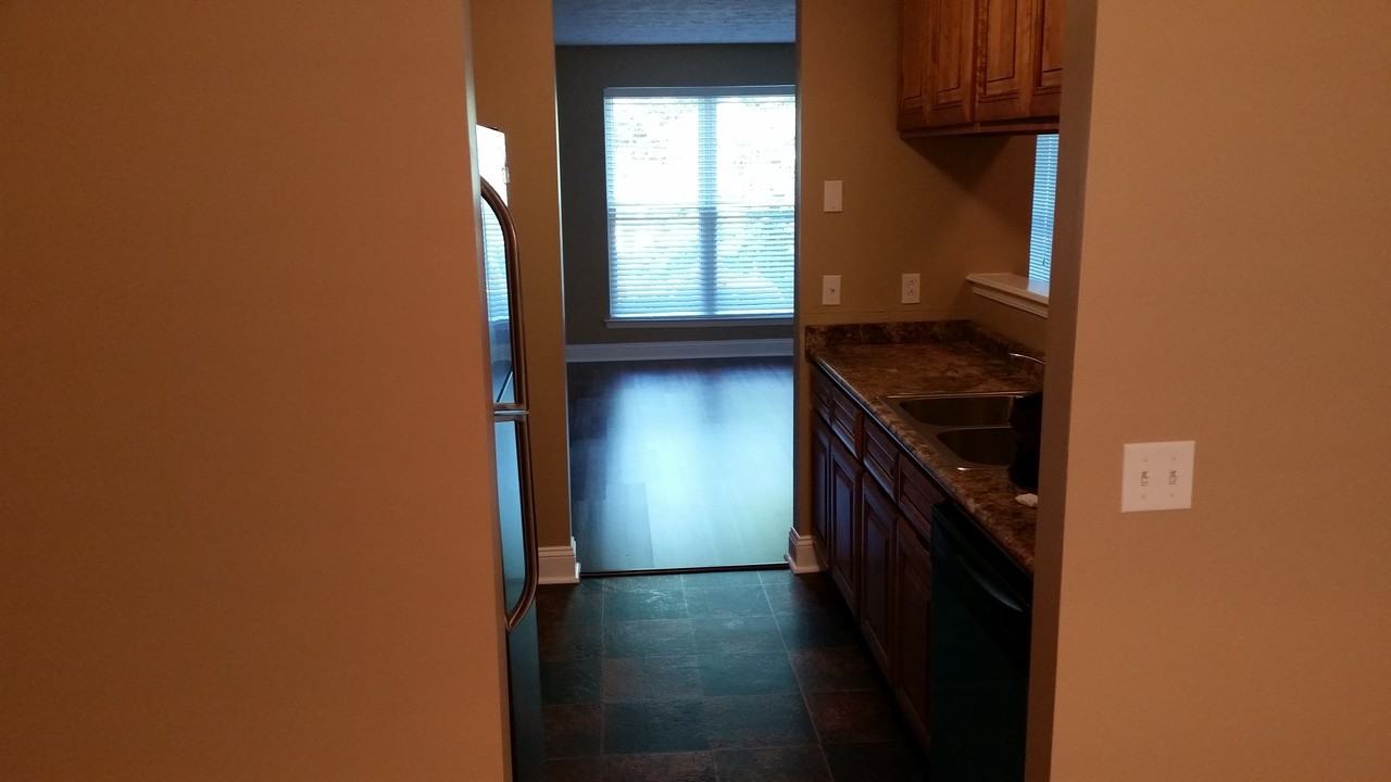 409 Rachels Ct W #NA - Photo 3 of 12