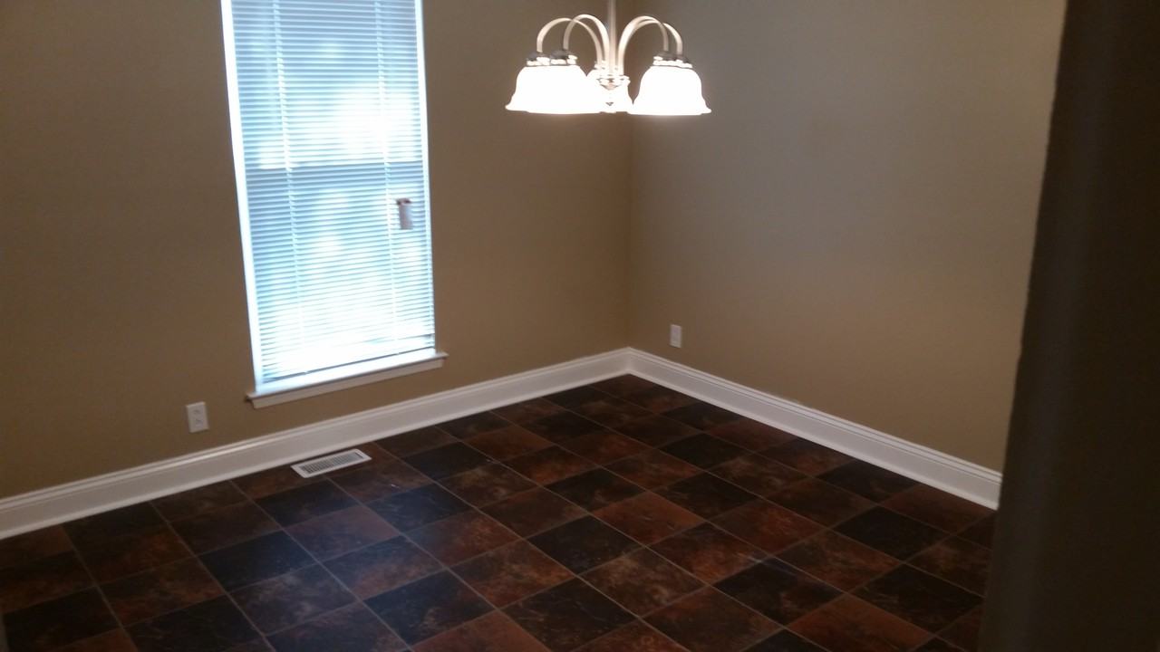 409 Rachels Ct W #NA - Photo 6 of 12