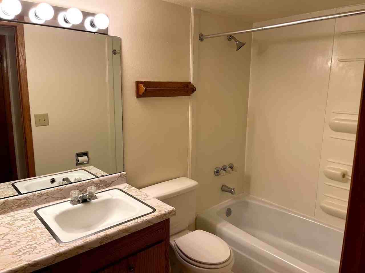 Halsted Park Apartments - Photo 7 of 50