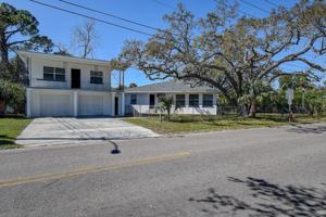 featured image of 2501 7th St S