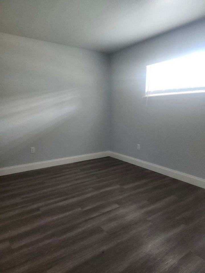 Canaveral Shores Apartments - Photo 7 of 30