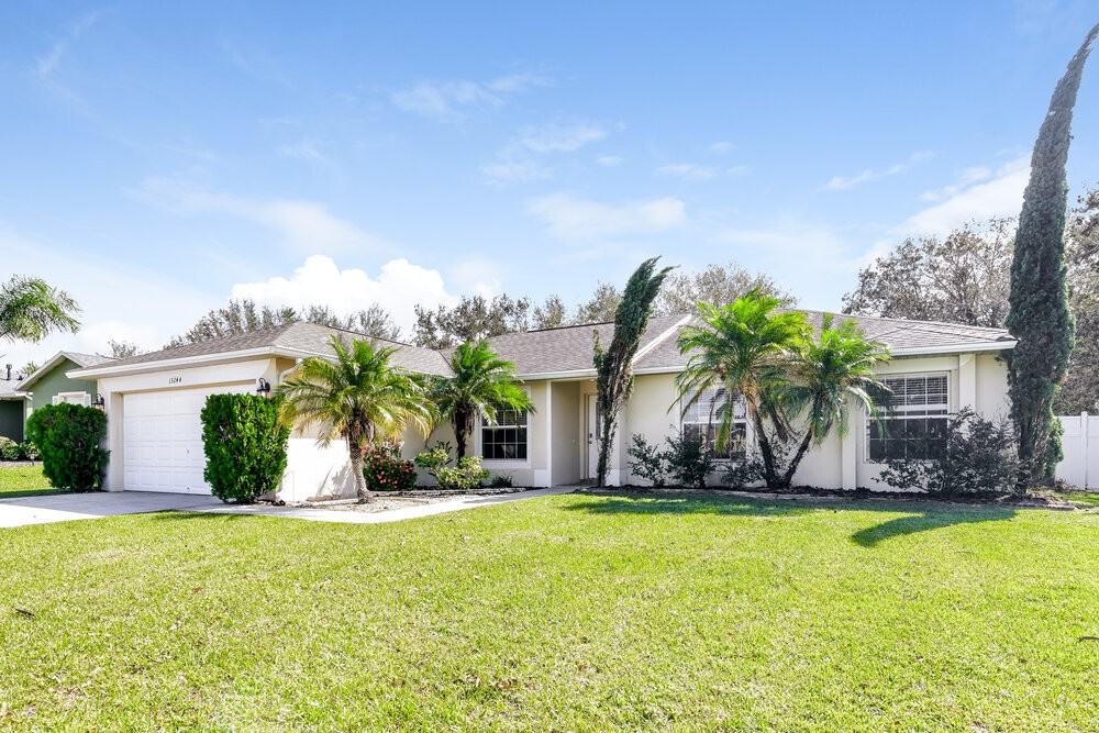 13244 Pinyon Dr - Photo 3 of 16