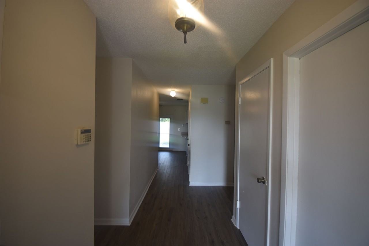 364 Northwestern Ave - Photo 2 of 26