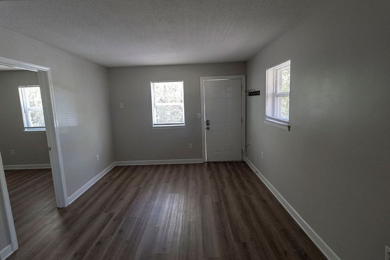 1612 Richardson St #1 - Photo 6 of 12