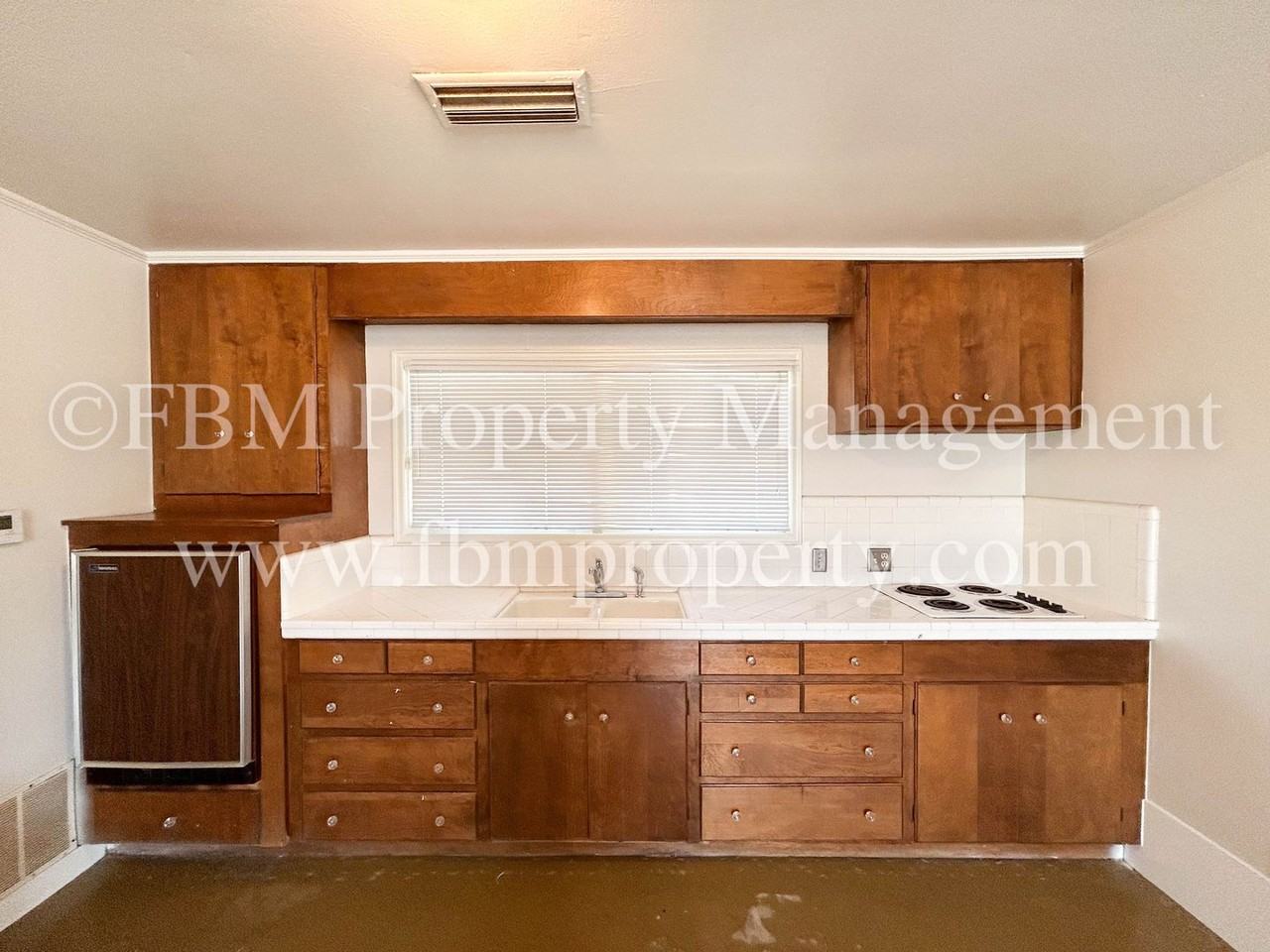 2200 Country Club Rd #A - Photo 4 of 7