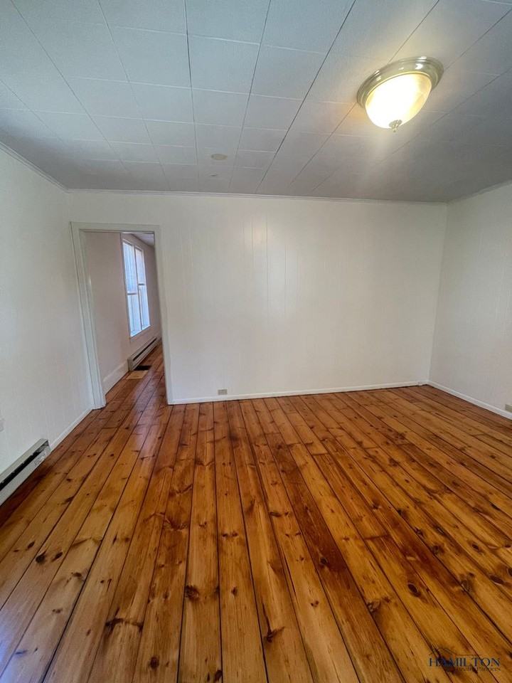 Eaton St - 028 030 - Photo 3 of 17