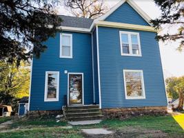 featured image of 1303 Rainbow Dr
