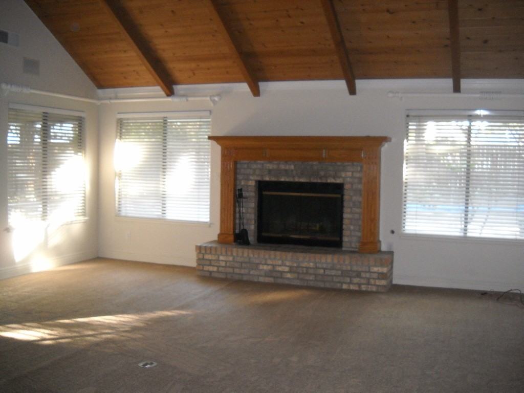 823 E Portland Ave - Photo 7 of 19