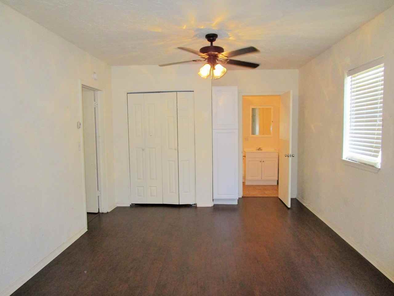 116 1/2 N Caddo St - Photo 3 of 14